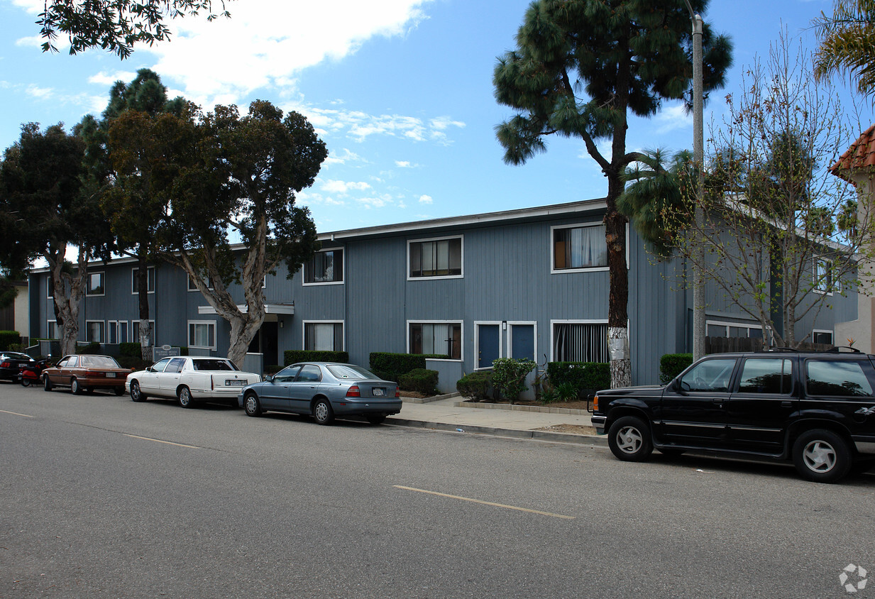 Building Photo - Ellwood Beach Apartments