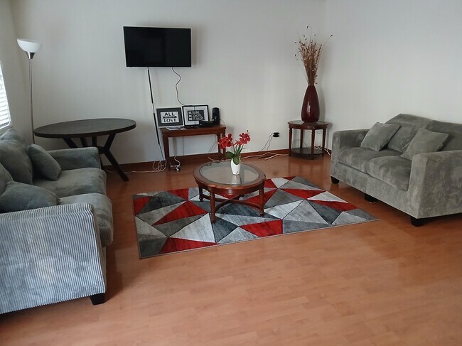 Foto del edificio - 25925 Narbonne Ave