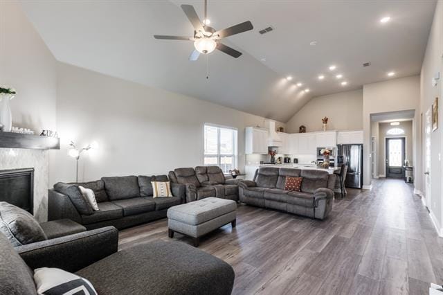 Foto del edificio - 10401 Trail Ridge Dr