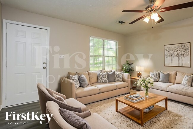 Foto del edificio - 252 Pine Valley Dr