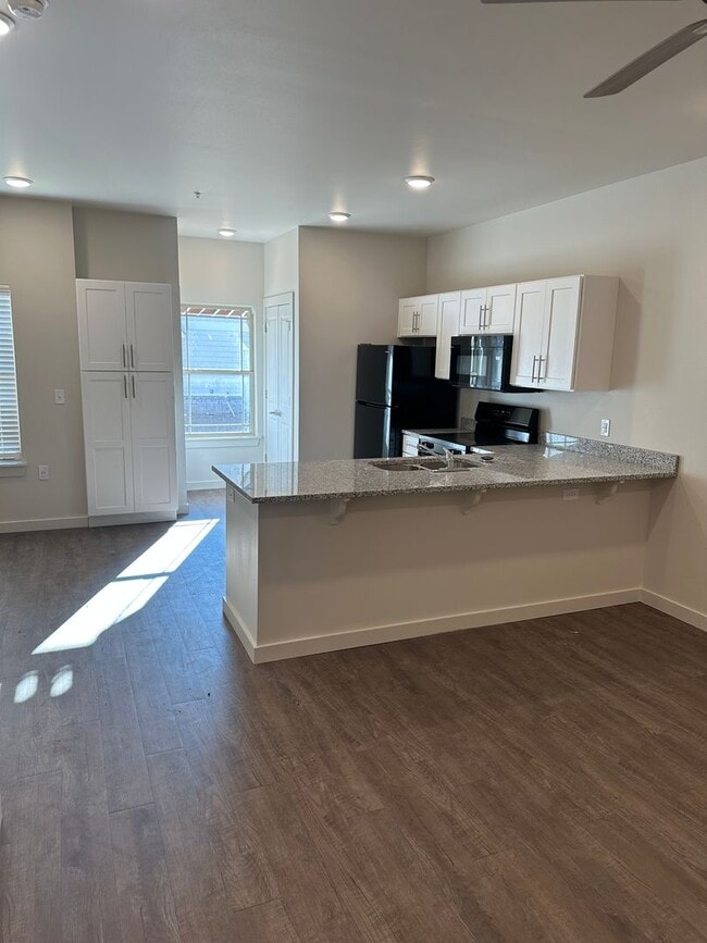 Interior Photo - Prairie at Chaffee Crossing