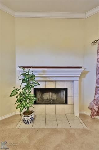 Foto del edificio - 7810 White Blvd