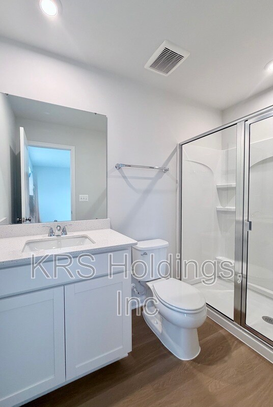 Foto del edificio - 315 Oldfield Dr