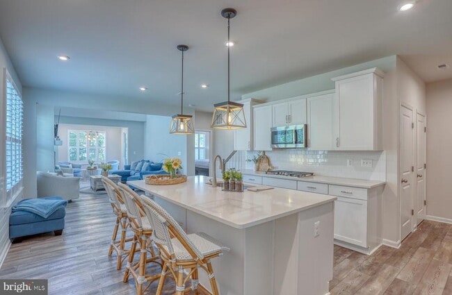 Building Photo - 33163 Oyster Cove Dr