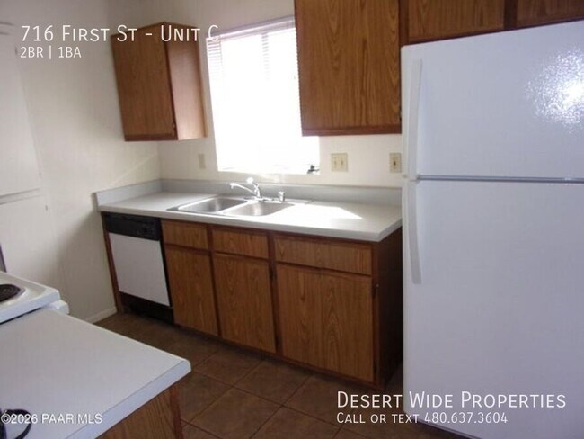 Foto del edificio - 716 First St-Unit C