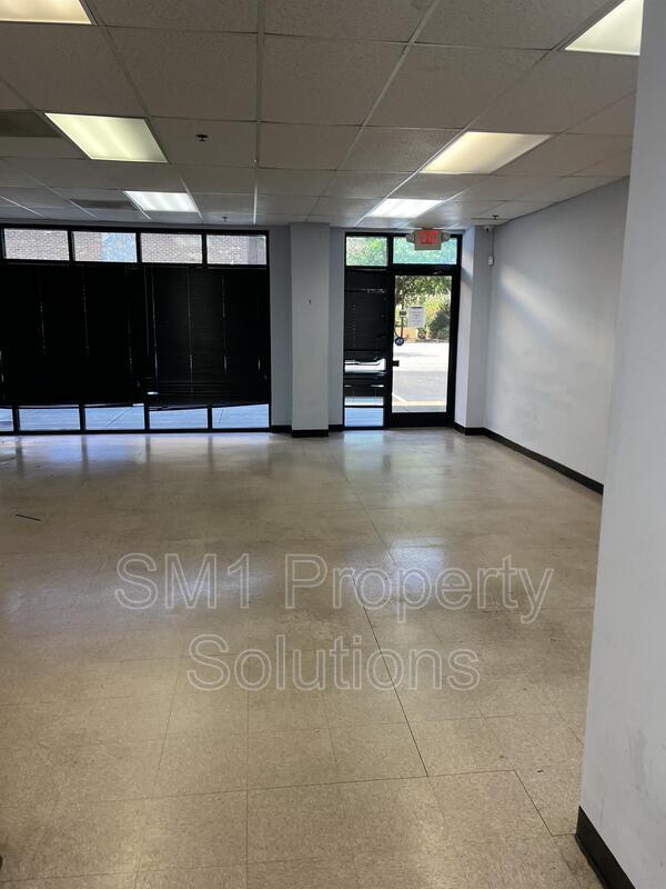 Building Photo - 709 E Market St