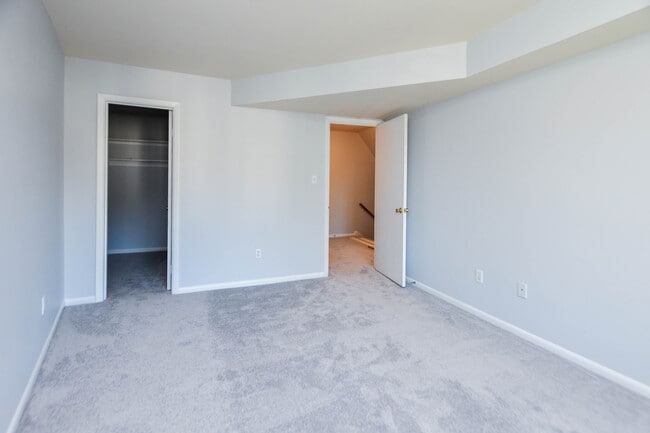 Building Photo - 2517 Baltimore Rd