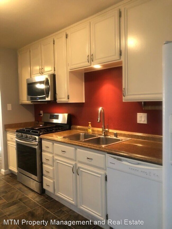 Building Photo - 2 br, 2 bath House - 2271 Charise St.