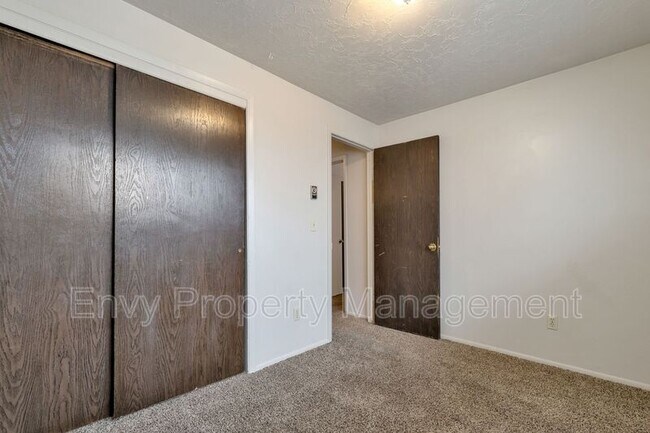 Foto del edificio - 5194 1950 W St