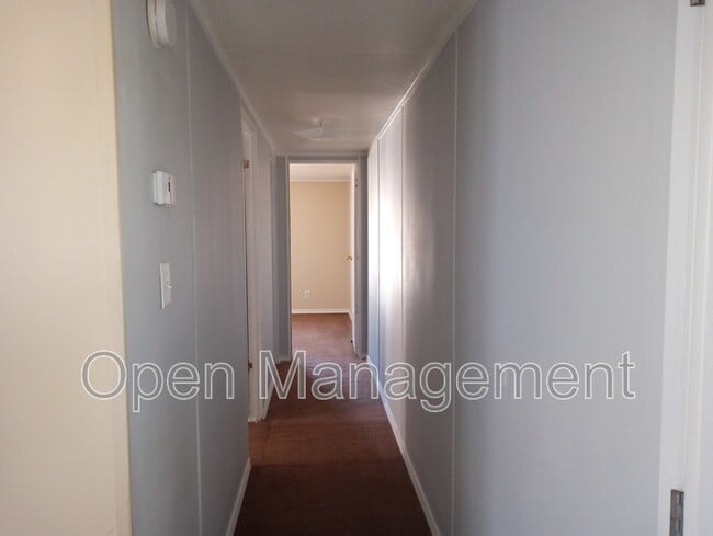 Building Photo - 3070 Ochoco St