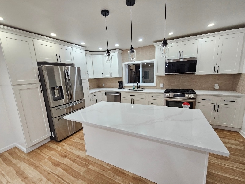 Foto principal - 212 Dogwood Ln