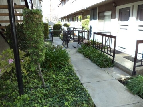 Foto del edificio - 14526 Larch Ave