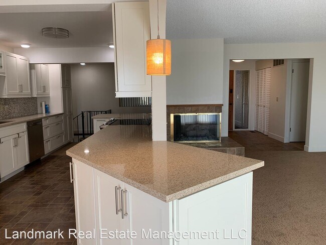 Building Photo - 3 br, 2 bath House - 720 11th  B1