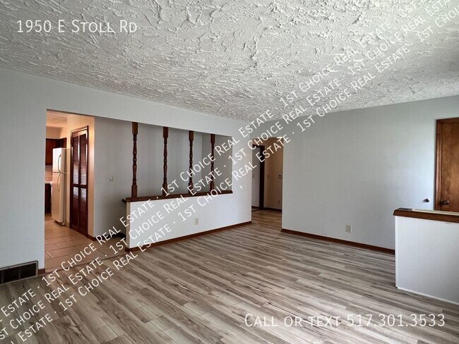 Photo - 1950 E Stoll Rd House