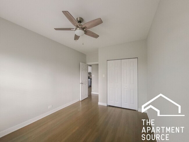 Foto del edificio - 5131 N Wolcott Ave