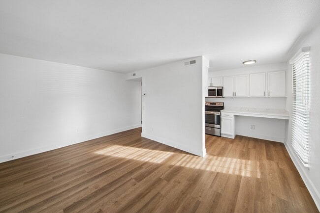 Building Photo - ReNew Kennedy Park