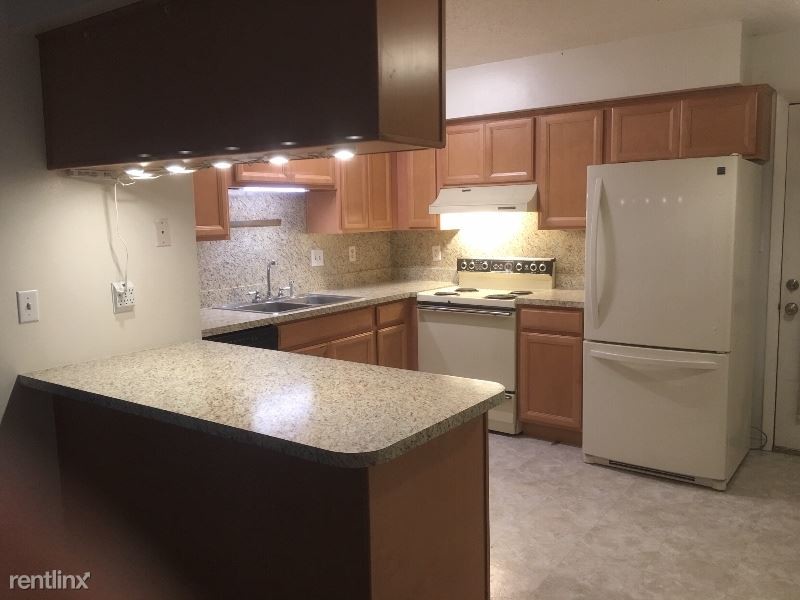 Primary Photo - 2 br, 2 bath Apartment - 740 E Pearl