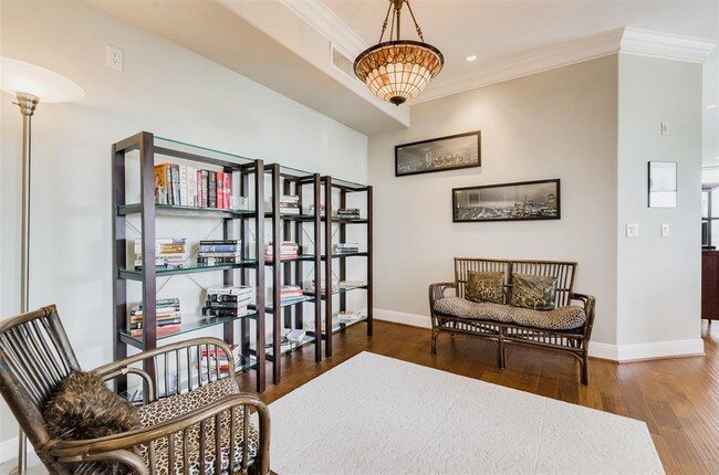 Foto del edificio - 1419 Montrose Blvd