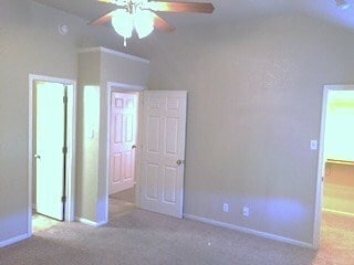Foto del edificio - 3 Bedroom | 2 Bath Duplex – Modern Comfort...