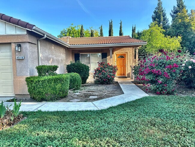 Foto del edificio - 4018 W Elowin Ct