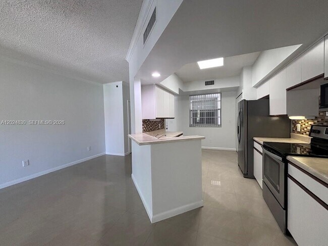Foto del edificio - 3205 NE 184th St