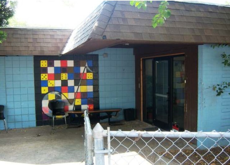 Building Entrance - Guadalupe Studios