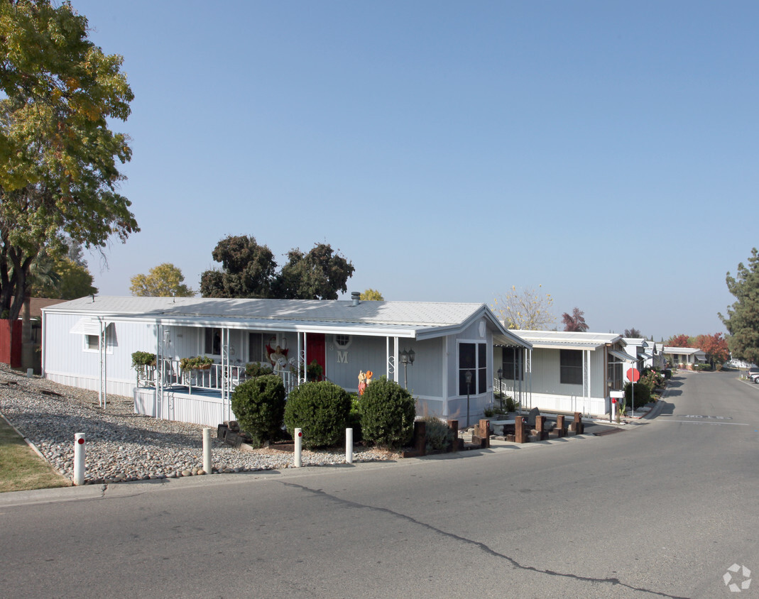 Foto del edificio - Hanford Del Arroyo Estates