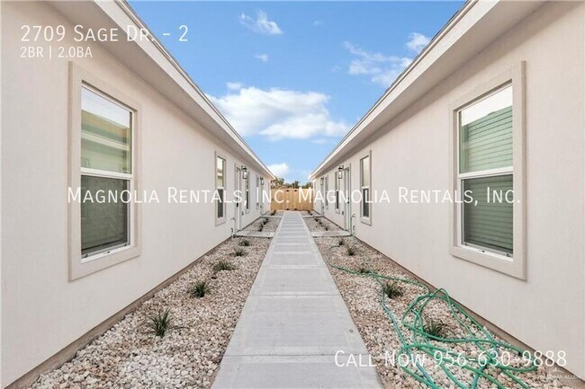 Foto del edificio - 2709 Sage Dr