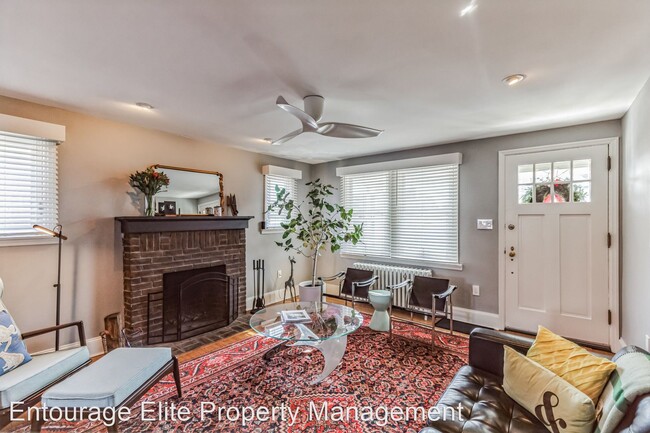 Building Photo - 3 br, 2 bath House - 324 Campbell Avenue