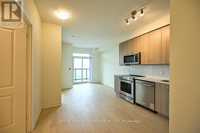 Building Photo - 38 Annie Craig Dr