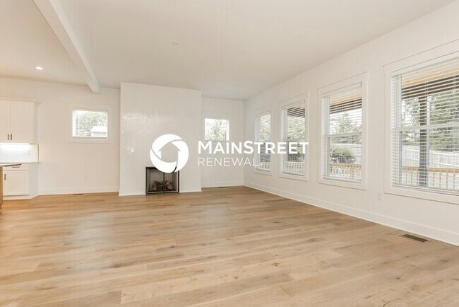 Foto del edificio - 3 Bedroom Pet-Friendly Home in NASHVILLE, ...