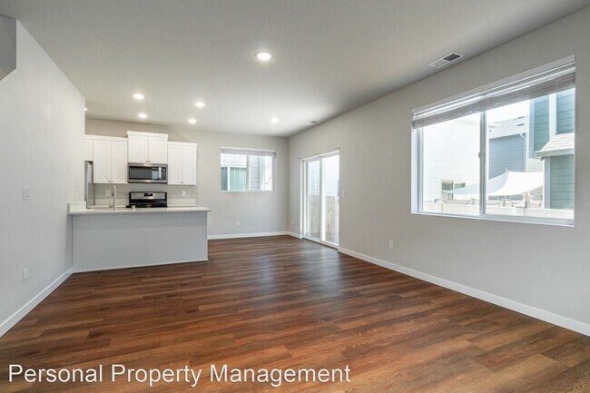 Foto del edificio - 3 br, 2.5 bath House - 5510 NE 61st Ct