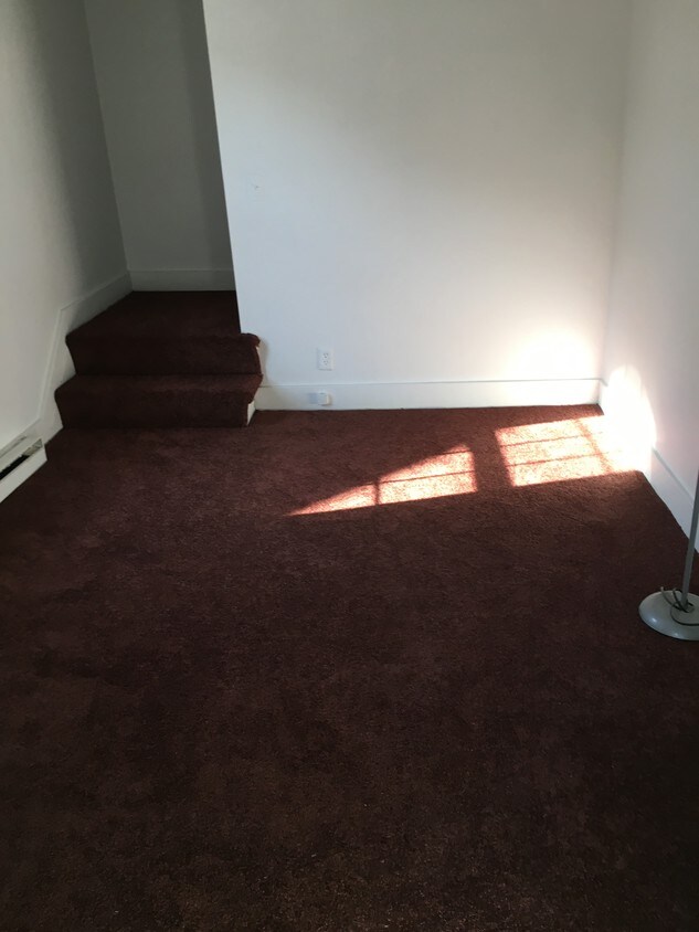 Living room - 1269 Park Ave