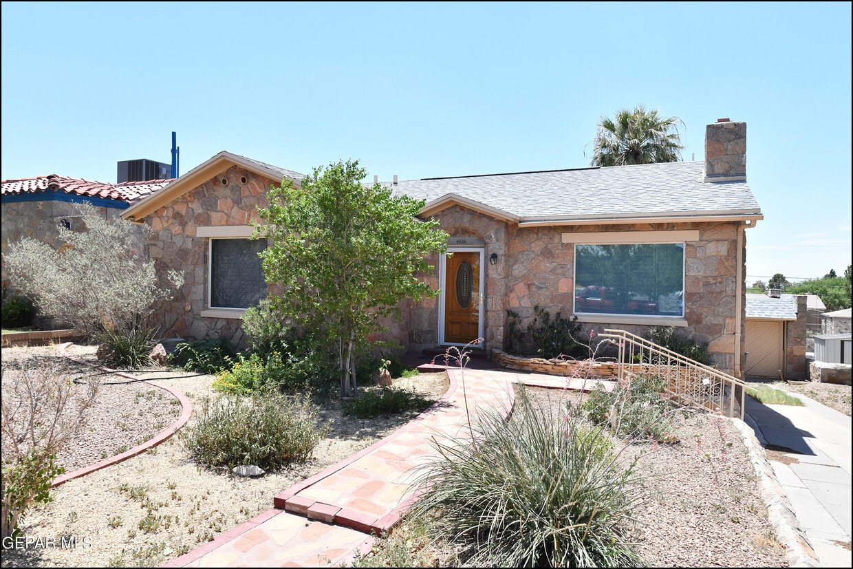 Foto principal - 4526 Bliss Ave