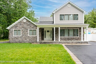 Building Photo - 16 Cypress Ave