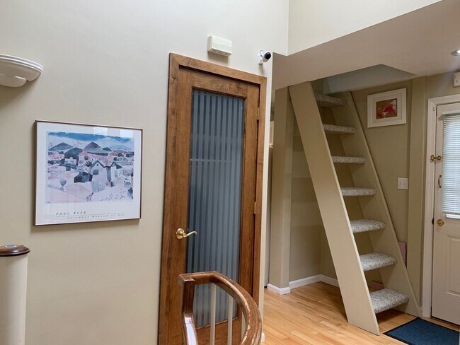 Foto del edificio - 4 Potter Pond