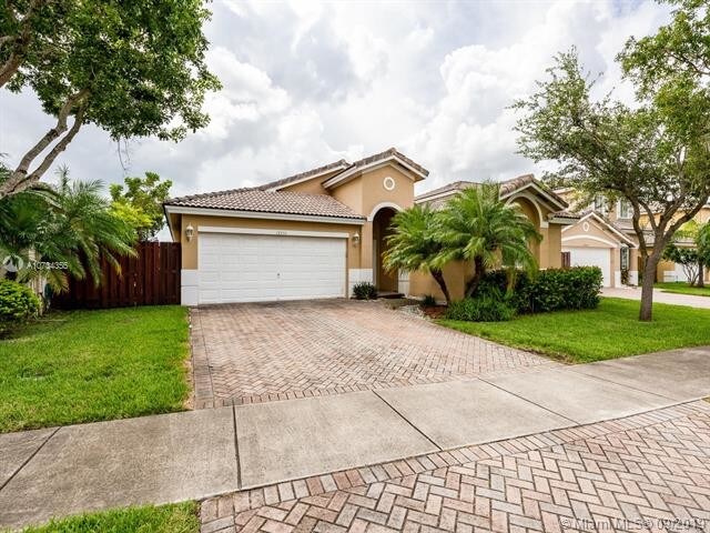 Building Photo - 13950 SW 155th Ct  13950 Miami FL 33196