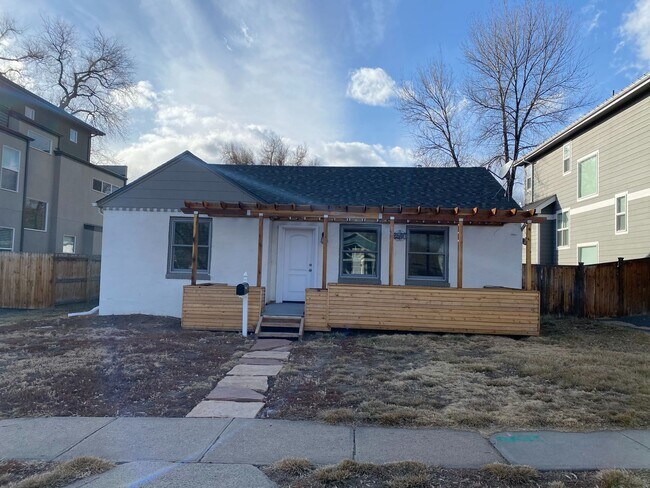 Foto del edificio - Sloan's Lake Living!