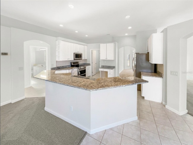 Foto del edificio - 725 Forestgreen Ct