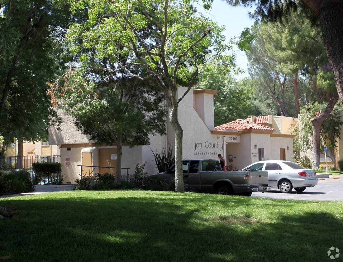 Canyon Country Apartaments - Canyon Country Apartments
