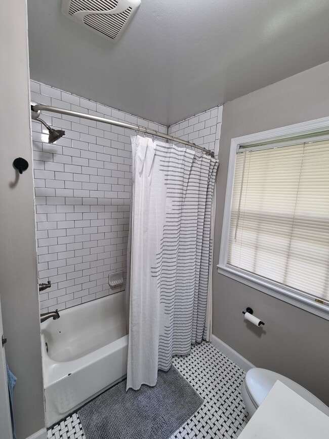 Photo - 6205 Quebec Pl (Berwyn Heights, MD) House