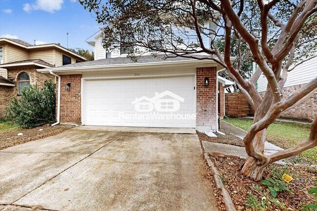 Building Photo - Completely Refreshed Carrollton Home