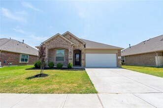 Building Photo - 1321 Forest Haven Dr