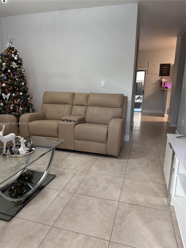 Foto del edificio - 4117 NE 24th Dr