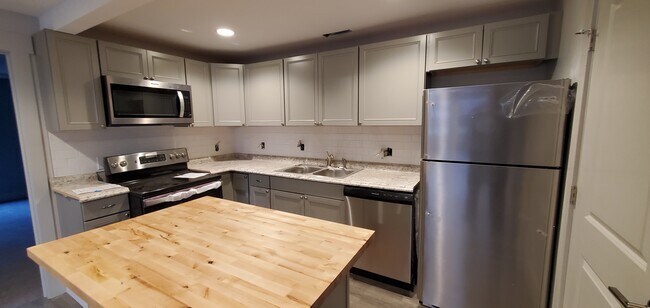 Foto del edificio - 1120 N Walnut St