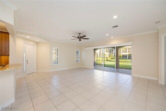 Building Photo - 5025 Maxwell Cir