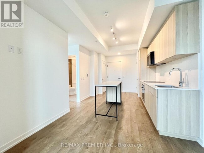 Building Photo - 251 Masonry Wy