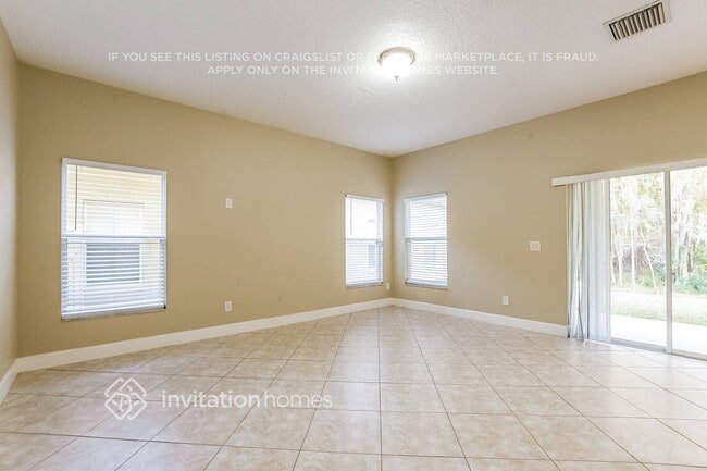 Foto del edificio - 10636 Willow Ridge Loop