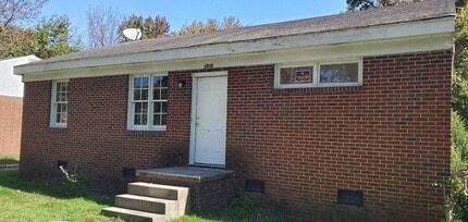 Building Photo - 1506 Woodmere Dr