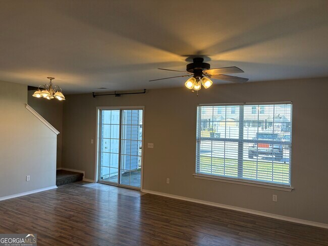 Foto del edificio - 119 Fairgreen St